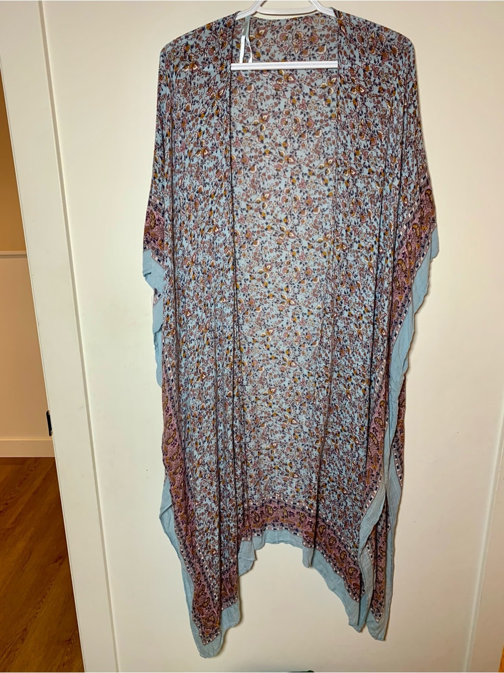 American Eagle Boho Paisly Bandana Kimono Duster Swim Cover Up Light Weight Long
